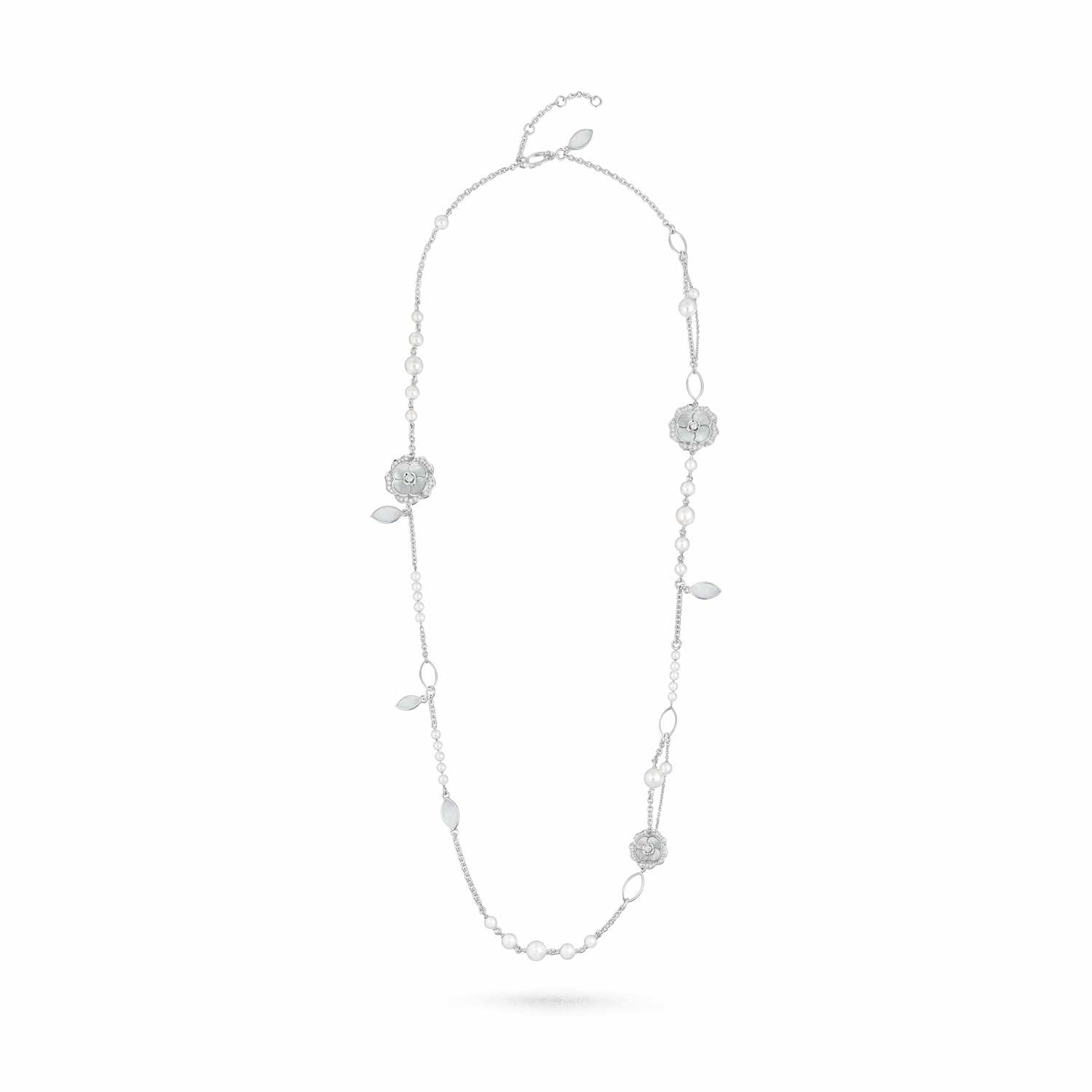 Chanel Bouton de Camélia long necklace J10809